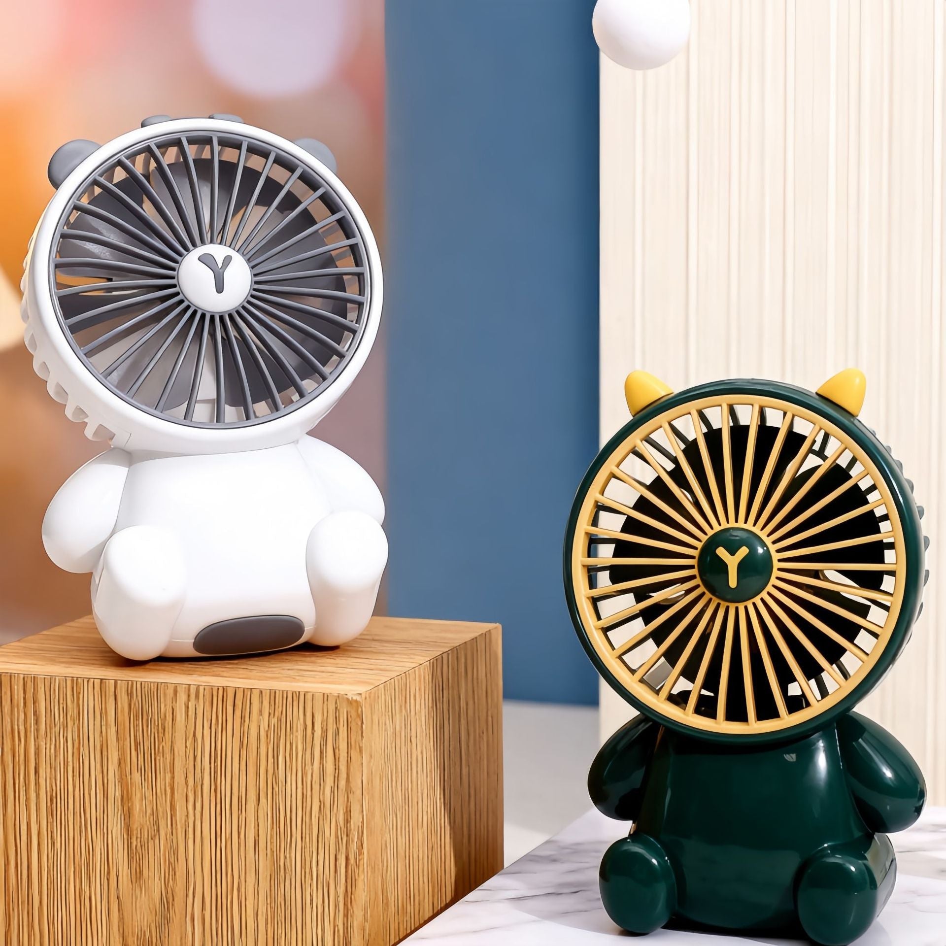 Creative Cartoon Bear Desktop Mini Fans Big Wind Desktop Portable USB Charging Handheld Fan Portable Air Conditioning Handheld Cooling Fan Charging Usb Fan Portable Handheld Fan