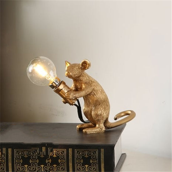 Postmodern Resin Animal Rat Mouse Table Lamp Small Mini Mouse Cute LED Night Lights Home Décor Desk Lights Bedside Lamp Decorative Table Lamp Cute Study Lamps for Bedroom Décor (