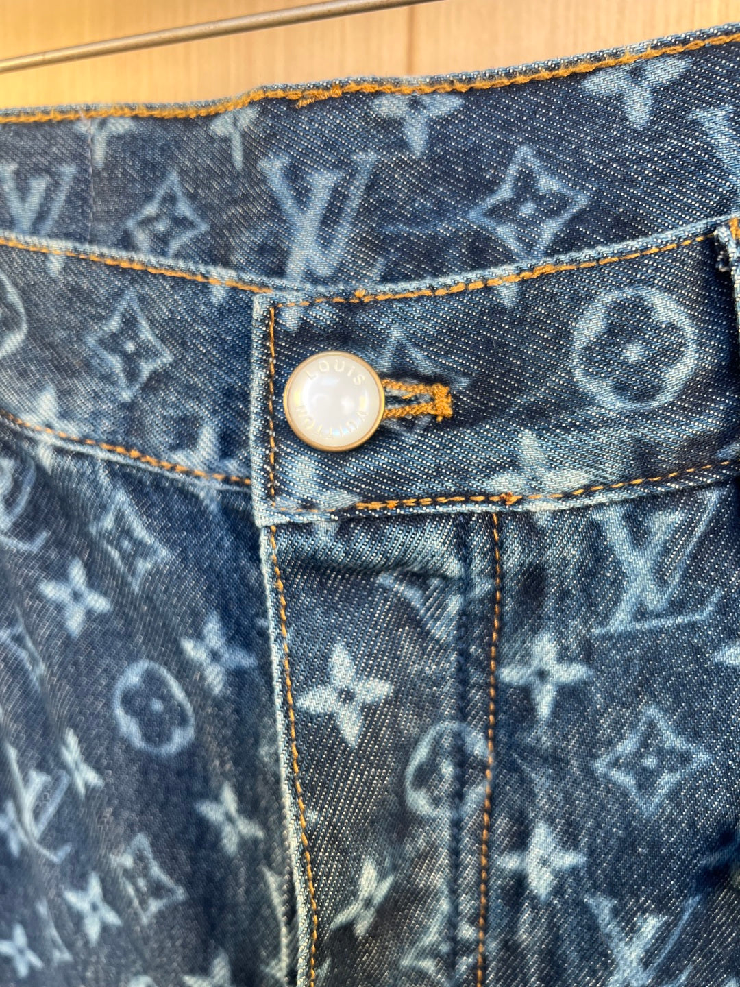 LV Jacquard Cone Chrysanthemum Embroidered Skateboard Jeans